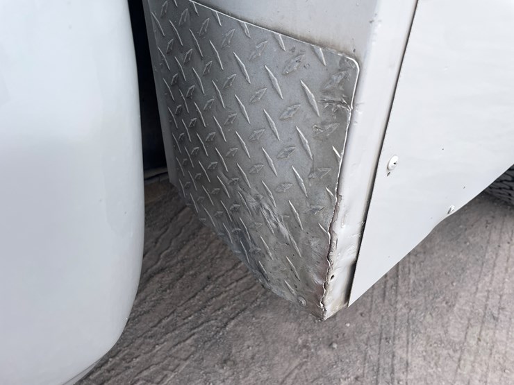 2015-chevrolet-silverado-2500-image-85