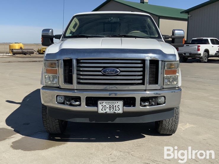 2009-ford-f250-lariat-image-2