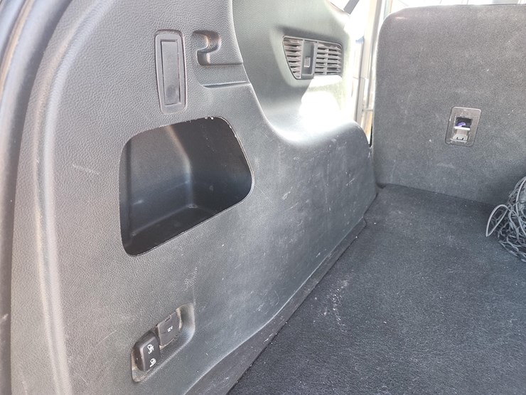 2019-ford-edge-sel-image-28