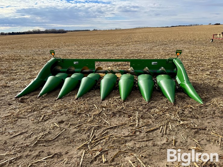 2008-john-deere-608c-image-2