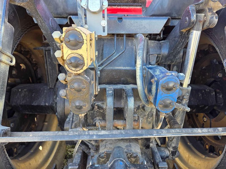 ih-5288-tractor-image-5