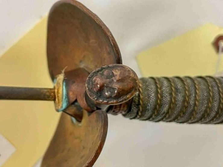 sword-with-sheath-image-18