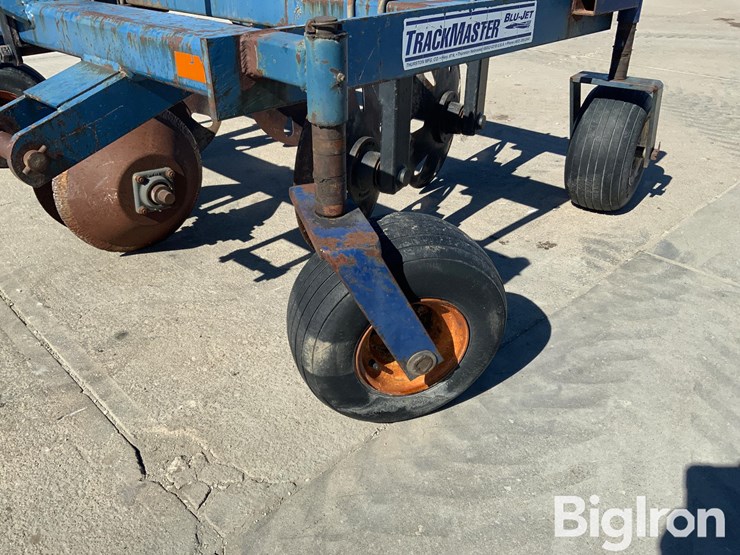 blu-jet-track-master-image-12