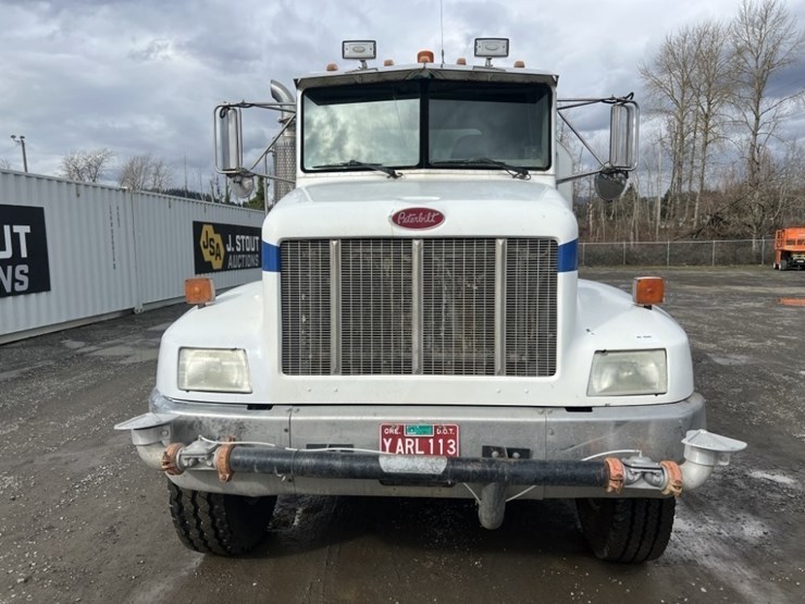 1998-peterbilt-330-image-8