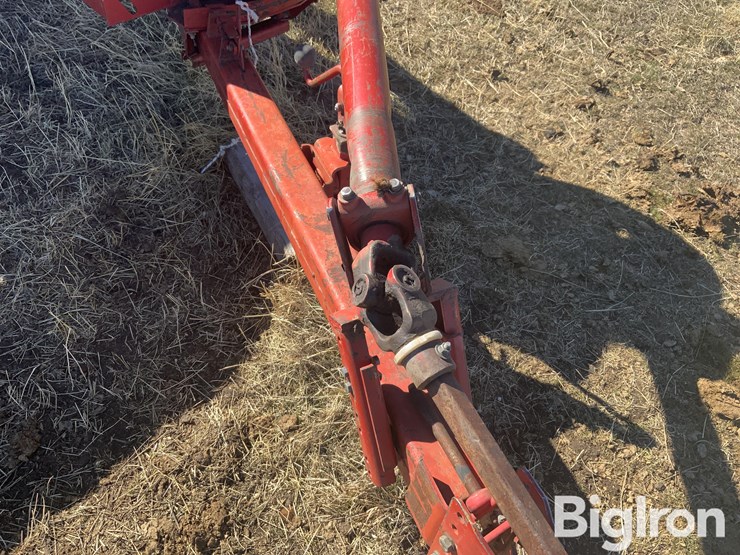 new-holland-273-image-11