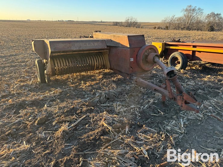 new-holland-275-image-3