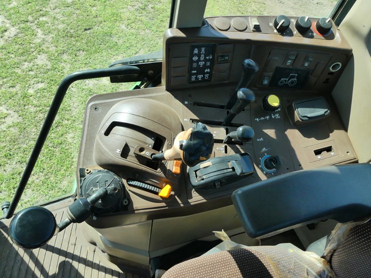 2006-john-deere-6420-image-13