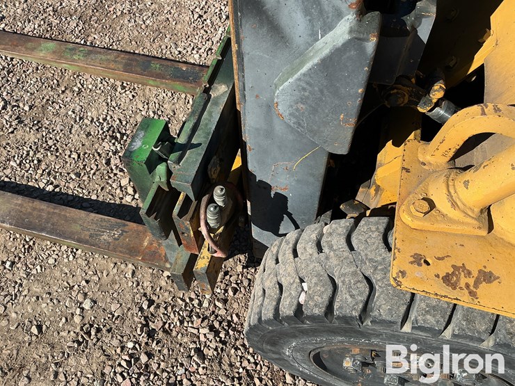 caterpillar-v40b-image-9