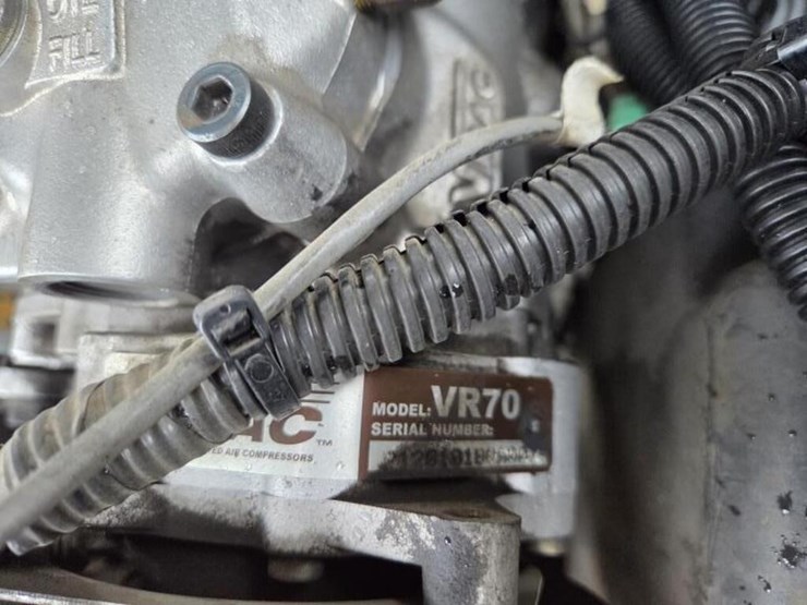 2006-chevrolet-silverado-2500hd-image-36