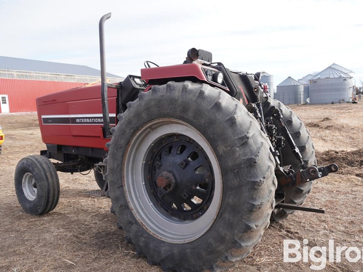 1982-international-7-image-7