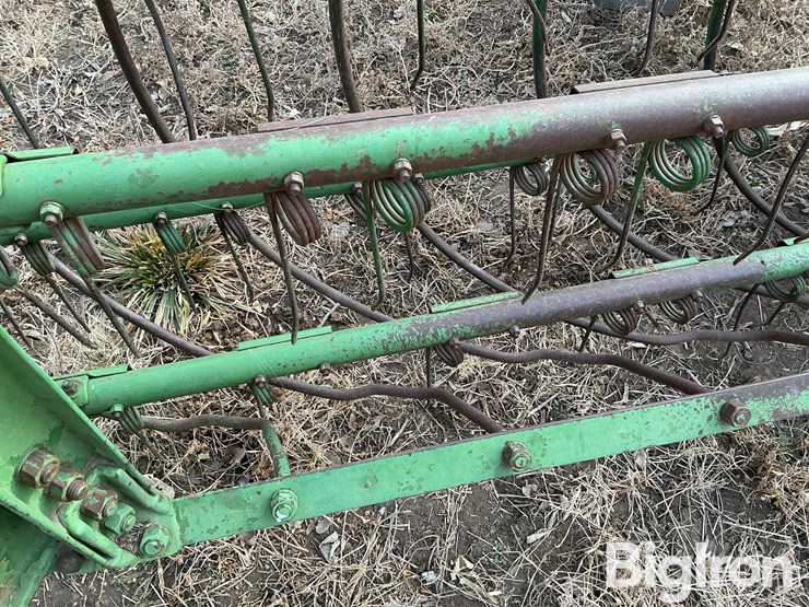 john-deere-350-image-19