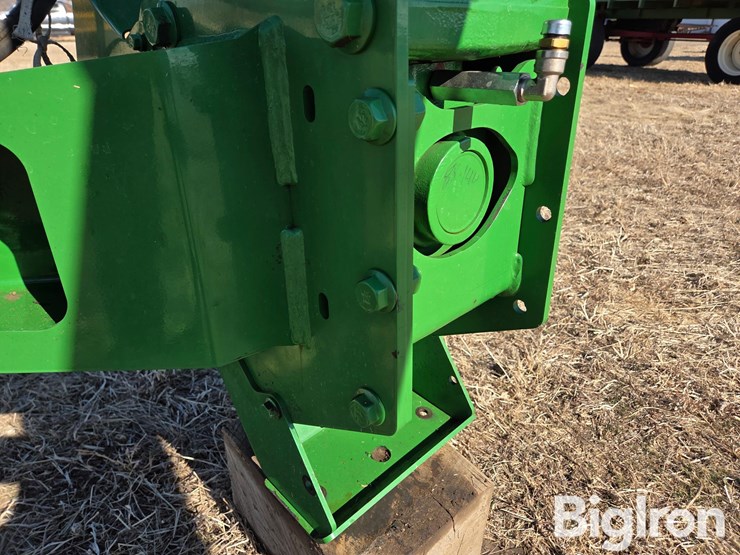 2022-john-deere-956-image-16