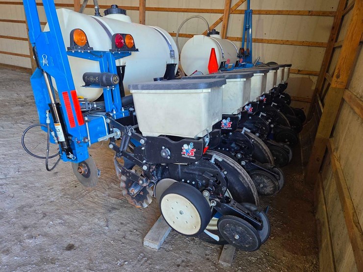 kinze-3000-image-17