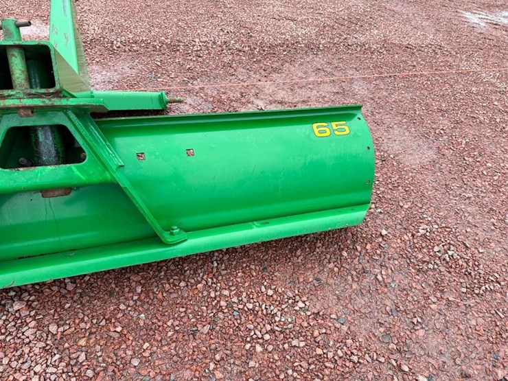john-deere-65-image-11