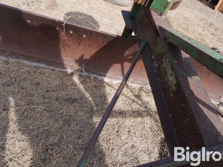 john-deere-7-image-18