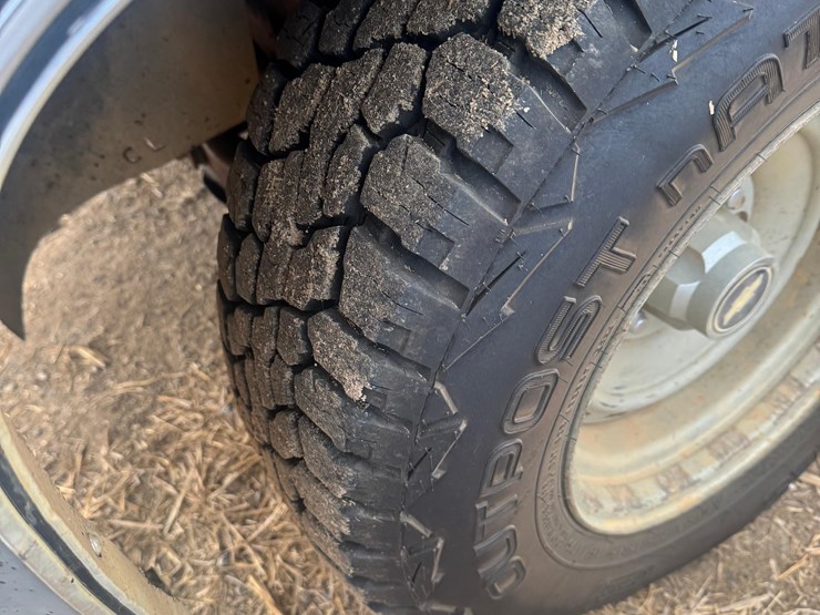 1985-chevrolet-c10-image-3