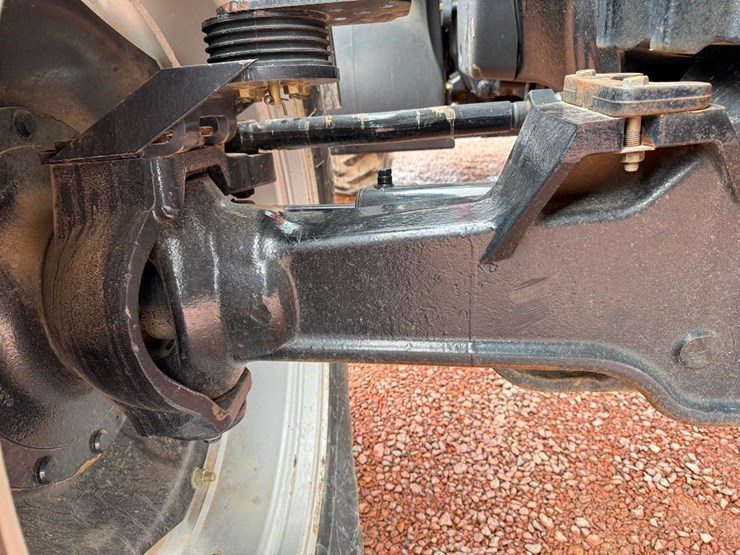 case-ih-mx240-image-41