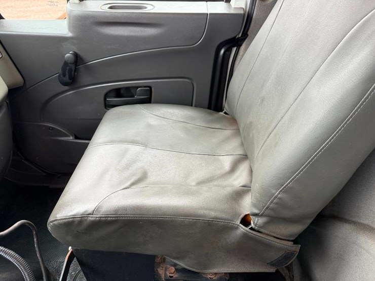 international-7600-image-63