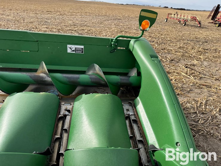 2008-john-deere-608c-image-13