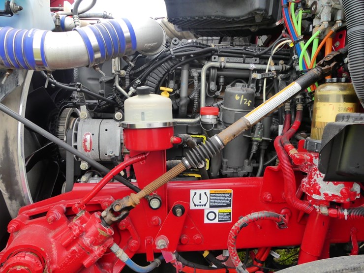 2017-kenworth-t680-image-17