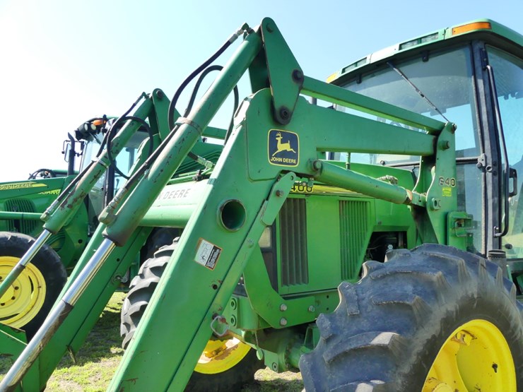 john-deere-6400-image-10