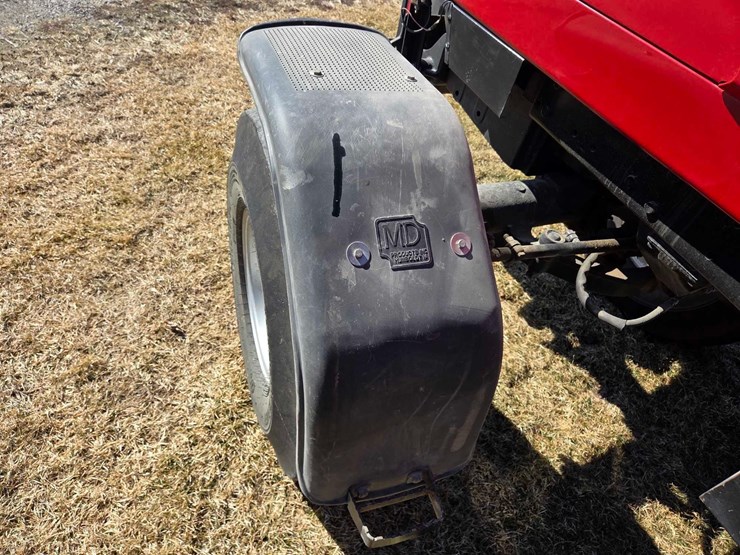 ih-5288-tractor-image-3