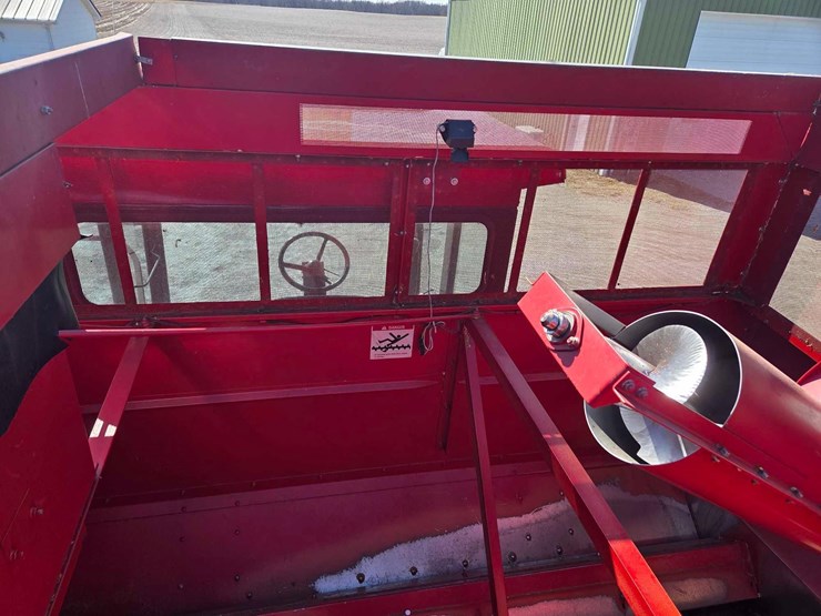 case-ih-1644-image-82