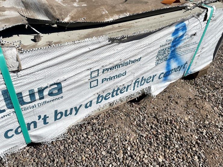 #4339-•-(appx.-160-pieces)-allura-12"-primed-fiber-cement-lap-siding-image-7