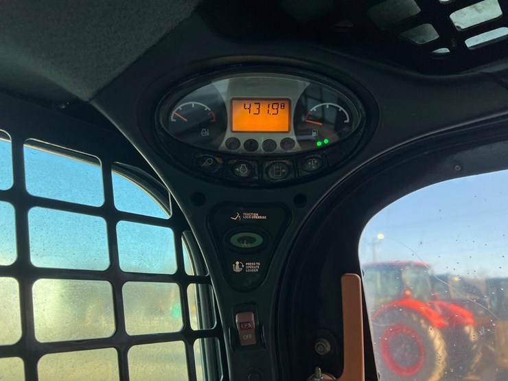 2016-bobcat-t770-image-18