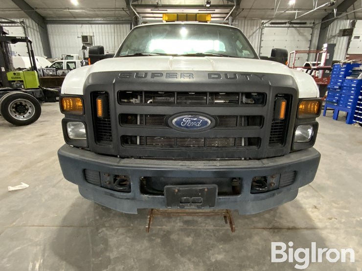2008-ford-f250-xl-image-2