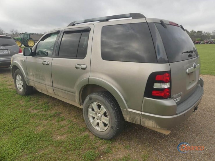 2008-ford-explorer-image-3