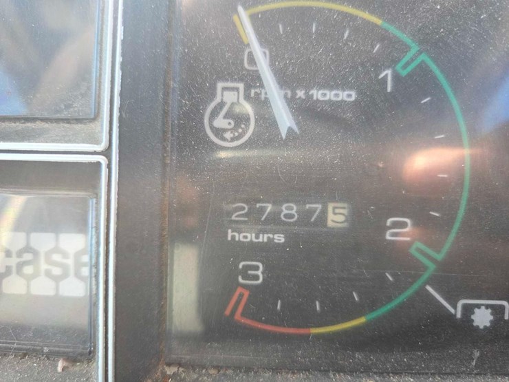 case-2290-tractor-image-47