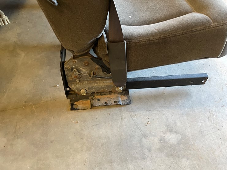 chevrolet-tahoe-image-5