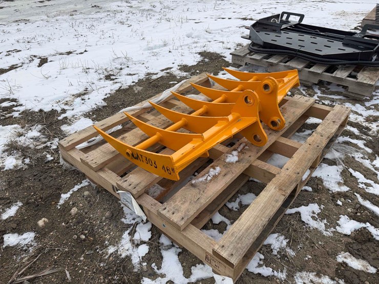 caterpillar-303-image-3