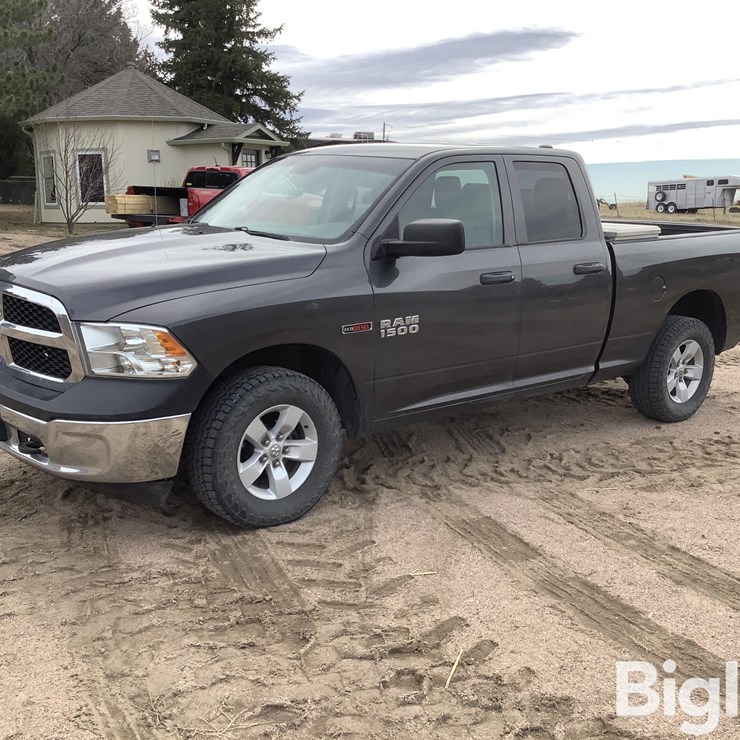 2016 DODGE 1500