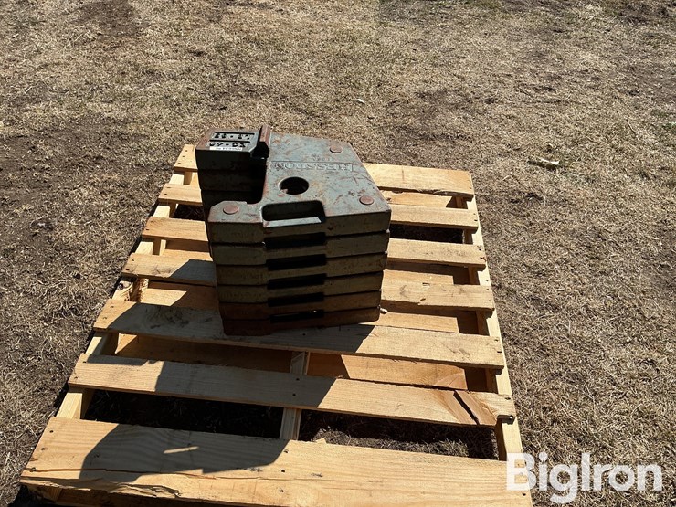 hesston-85lb-tractor-suitcase-weights-image-2
