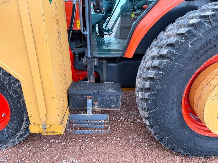 2005-kubota-la1301s-image-13