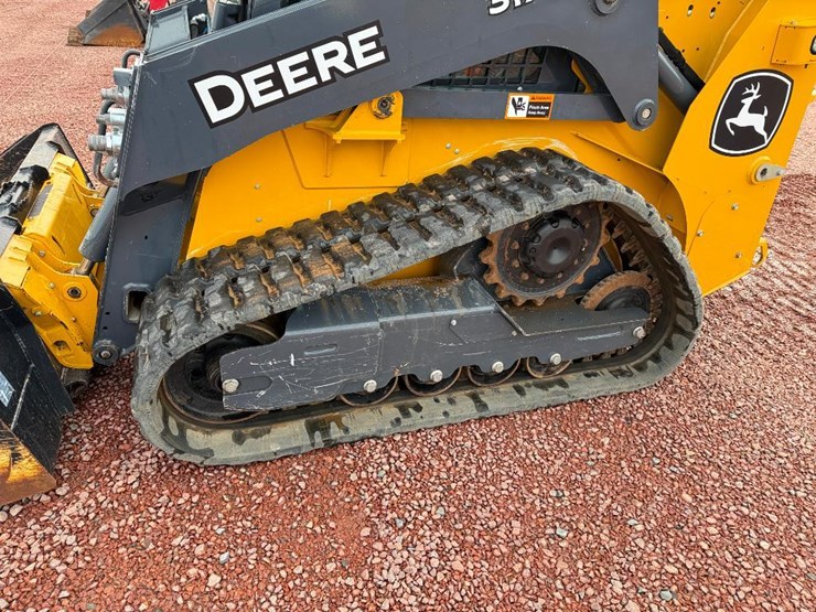 2020-deere-317g-image-7