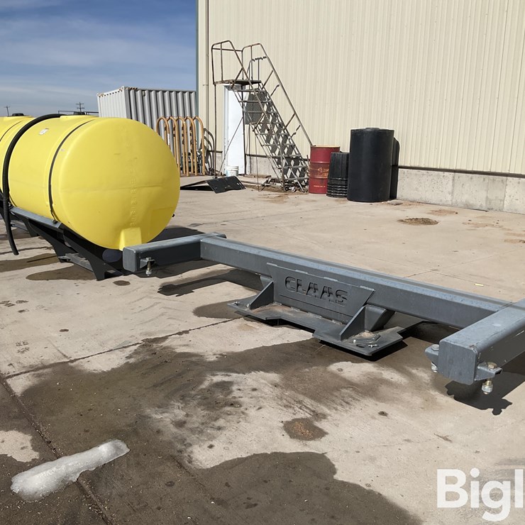 CLAAS Rear Deck Mount Saddle Tanks