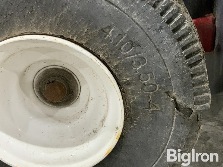 massey-ferguson-730-image-17