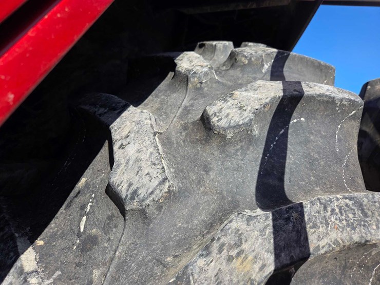 ih-5288-tractor-image-43