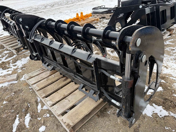 curved-log-grabber-image-7