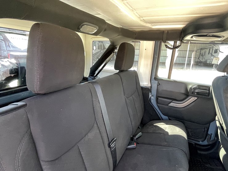 2014-jeep-wrangler-image-84