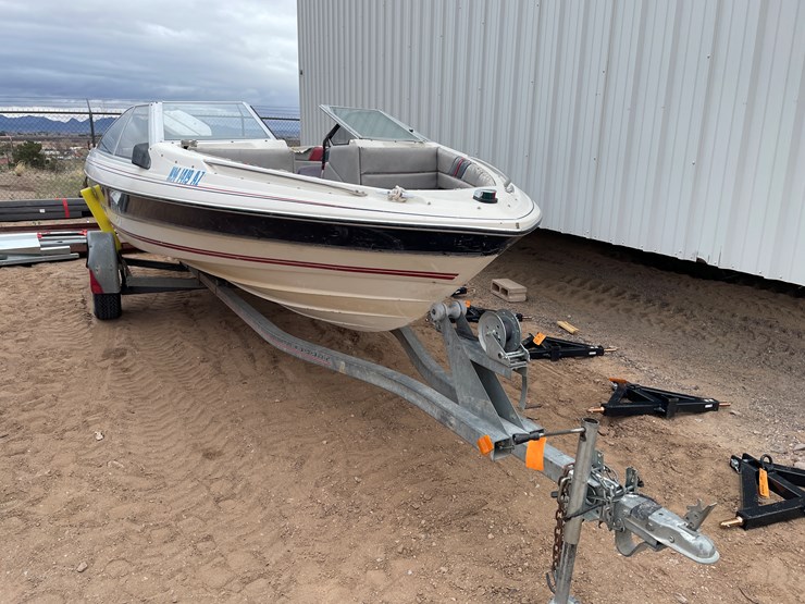 #4331-•-bayliner-boat-and-trailer-(titles-in-delay)-image-62