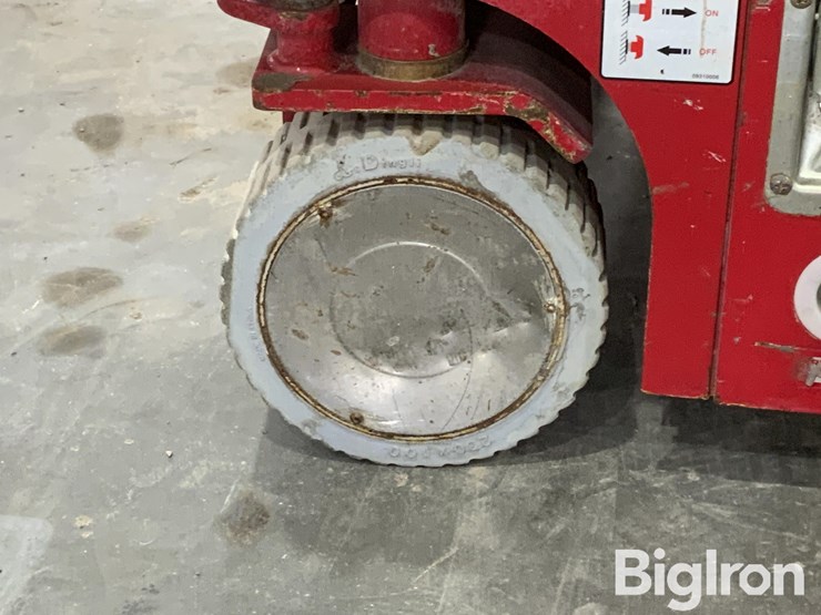 2015-massey-ferguson-730-image-15