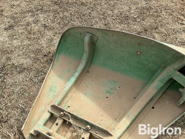 john-deere-10-image-10