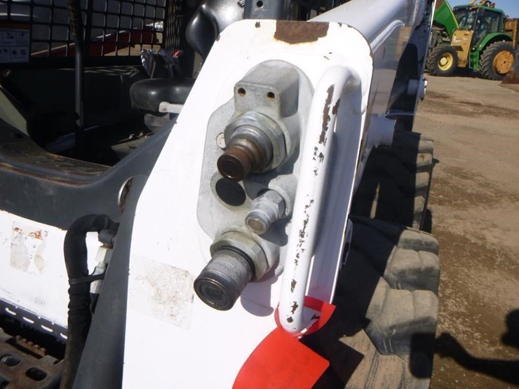 2018-bobcat-s550-image-14