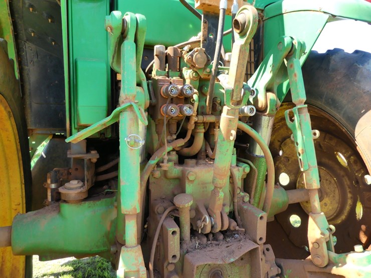 2010-john-deere-7330-premium-image-6