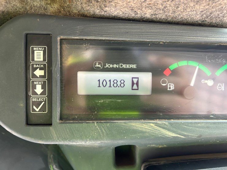 2019-deere-317g-image-23