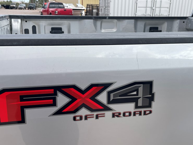 2017-ford-f250-image-38